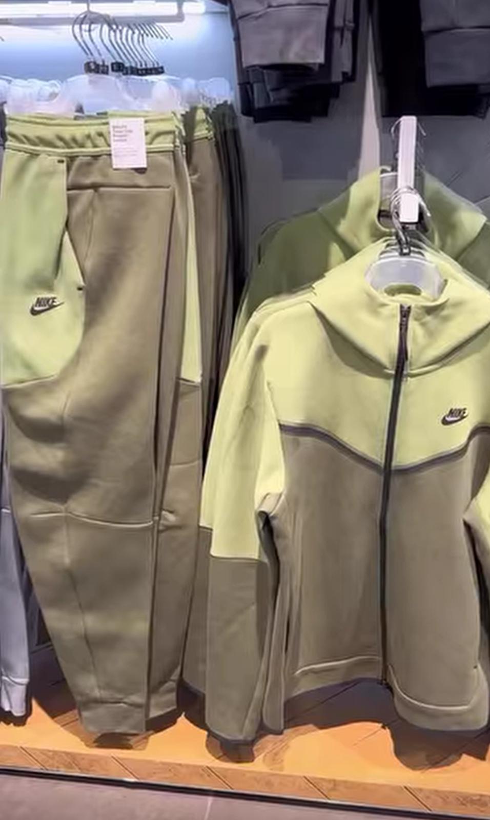 132890fe-0fcd-4a16-9f48-4110884cf1fe