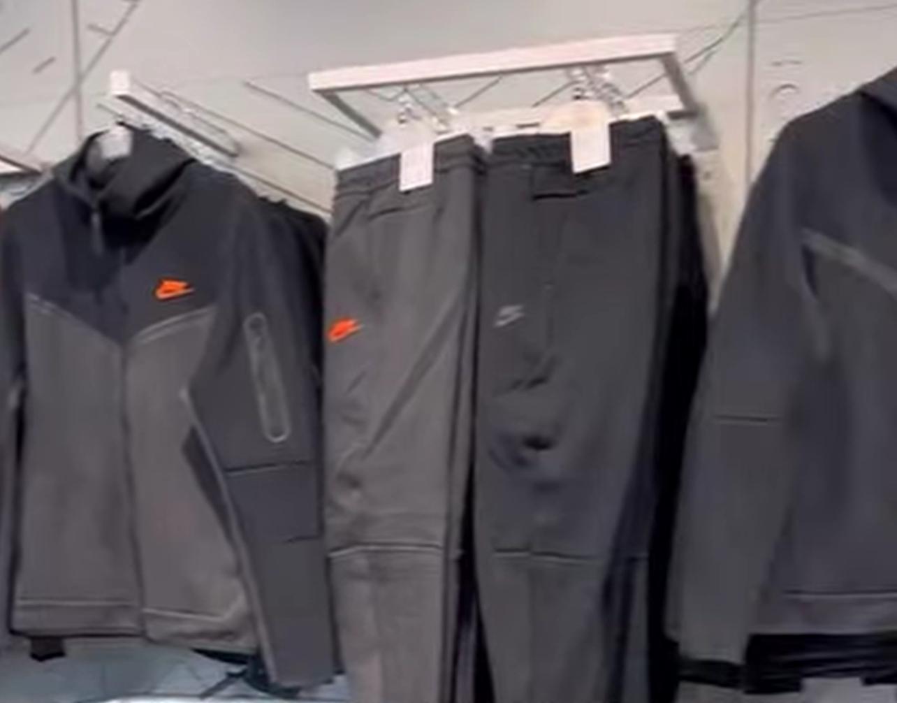 7fe2e7eb-60aa-4d6f-bcfc-95e24ac261e7