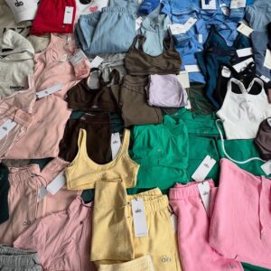 ALO Clothing Pallet